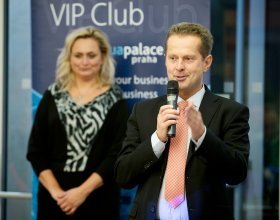 Radomil Doležal, generální ředitel CzechTrade a Zuzana Ceralová Petrof (35)